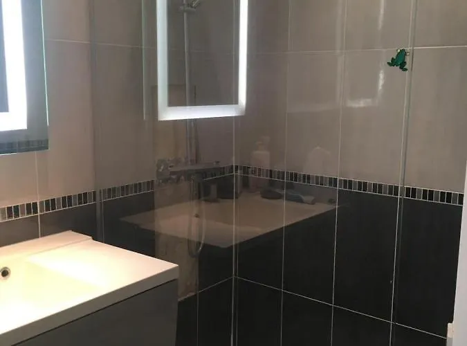 Grand Port Nature 7 *